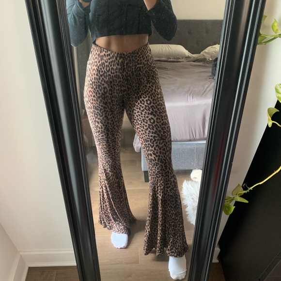 Leopard print bell bottom pants (large) - Picture 1 of 5